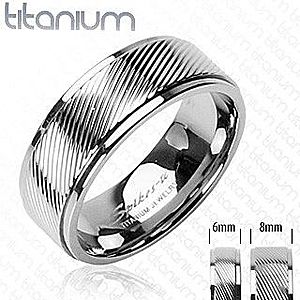 Titánový prsteň s diagonálnymi pruhmi B1.9 vyobraziť