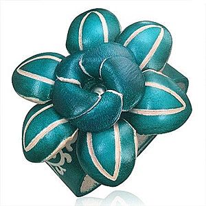Kožený náramok - tmavozelený 3D kvet s ozdobnými zárezmi O3.16 vyobraziť