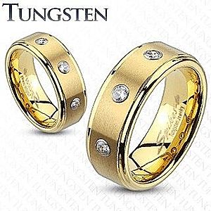 Tungstenový prsteň s brúseným pásom a troma zirkónmi K17.15/AB33.14 vyobraziť
