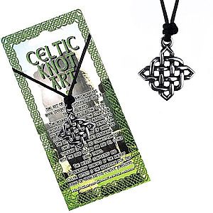 Šnúrkový náhrdelník s príveskom - lesklý štvorcový keltský uzol P3.19 vyobraziť