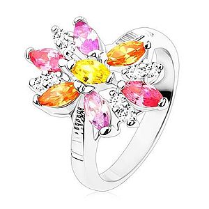 Prsteň v striebornom odtieni, veľký kvet s farebnými a čírymi lupeňmi R48.22 vyobraziť