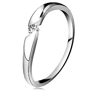 Diamantový prsteň z bieleho 14K zlata - briliant čírej farby v šikmom výreze BT180.57/63 vyobraziť