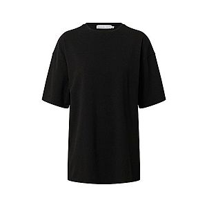 Čierne oversized tričko vyobraziť