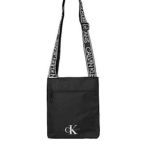 Calvin Klein Jeans Taška cez rameno 'FLATPACK W/PCKT' čierna vyobraziť