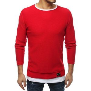 Trendy sveter v červenej farbe vyobraziť