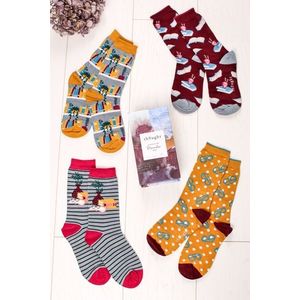 Viacfarebné ponožky v darčekovej krabičke The Reader Sock Box - štvorbalenie vyobraziť