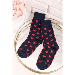 Tmavomodré vzorované ponožky Srdiečka modro-červené vyobraziť