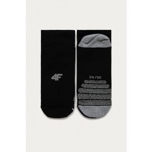 4F - Ponožky vyobraziť