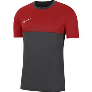 Šedo-červené pánske tričko Nike Dry vyobraziť