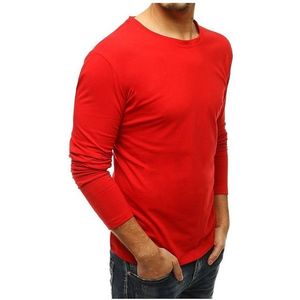 červené klasické tričko s dlhým rukávom vyobraziť