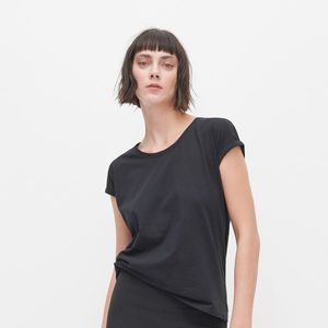 Reserved - Basic tričko z organickej bavlny - Čierna vyobraziť