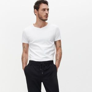Reserved - Hladké basic tričko - Biela vyobraziť