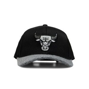Mitchell & Ness snapback Chicago Bulls black Greytone Fleece 110 Snapback - UNI vyobraziť