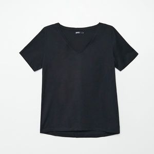 Cropp - Hladké oversize tričko - Čierna vyobraziť