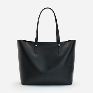 Reserved - Hladká kabelka tote - Čierna vyobraziť