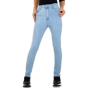 Dámske úzke jeansové nohavice vyobraziť