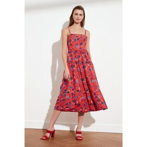 Trendyol Red Strap Patterned Dress vyobraziť