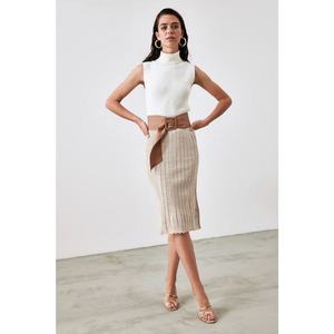 Trendyol Knitwear Skirt with Stone Slits vyobraziť