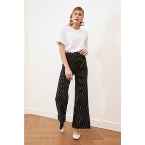 Trendyol Black Pointy Pants vyobraziť