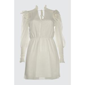 Trendyol White Gipe Detailed Chiffon Dress vyobraziť