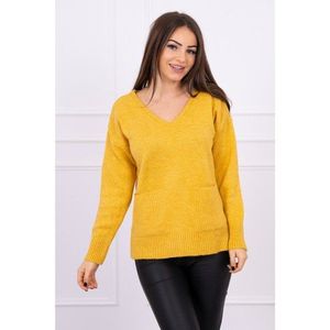 Sweater with decorative pockets mustard vyobraziť