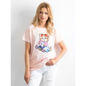 Loose light pink women´s t-shirt vyobraziť