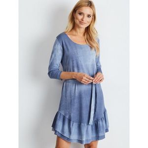 Women´s blue dress with a wide frill vyobraziť