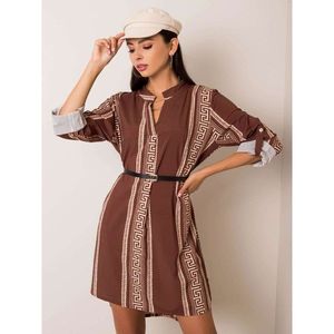 Brown patterned dress vyobraziť