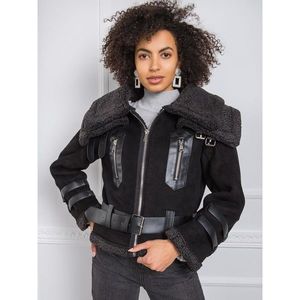 Black sheepskin jacket vyobraziť