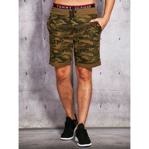 Men´s shorts in a military green pattern vyobraziť