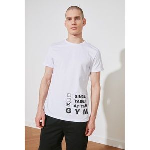 Trendyol White Male Printed Bike Collar Regular Fit T-Shirt vyobraziť