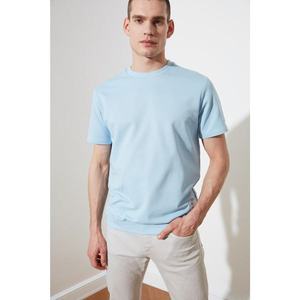 Trendyol Blue Men's Short Sleeves Regular Fit Slogan Labeled Sweatshirt vyobraziť