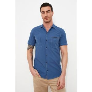 Trendyol Navy Blue Men Slim Fit Apaş Collar Short Sleeve Shirt vyobraziť
