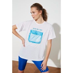 Trendyol White Technical Pocket Detail Sports T-Shirt vyobraziť