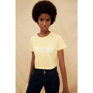 Trendyol Yellow 100% Organic Cotton Crop Printed Knitted T-Shirt vyobraziť