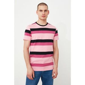 Trendyol Pink Men's Regular Fit T-Shirt vyobraziť