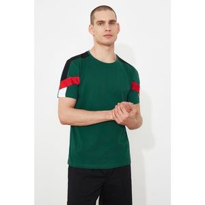 Trendyol Emerald Green Paneled T-Shirt vyobraziť