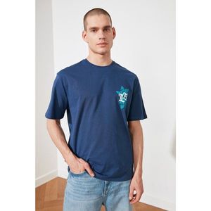 Trendyol Indigo Men's Oversize Bike Collar Short Sleeve Printed T-Shirt vyobraziť