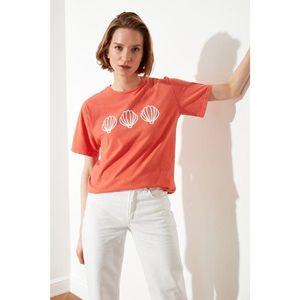 Trendyol Orange Wash and Printed Boyfriend Knitted T-Shirt vyobraziť