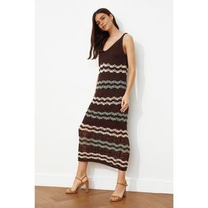 Trendyol Brown Ajur Striped Knitwear Dress vyobraziť