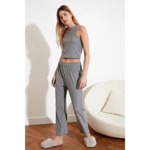 Trendyol Gray Weightlifting Collar Cashkorse Knitted Pyjama Suit vyobraziť
