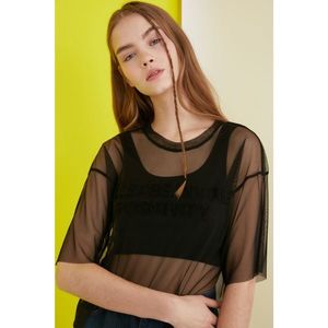 Trendyol Black Towel Embroidered Tulle Knitted Blouse vyobraziť