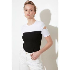 Trendyol Black Color Block Wick knitted blouse vyobraziť
