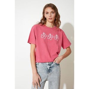 Trendyol Pink Wash and Printed Boyfriend Knitted T-Shirt vyobraziť