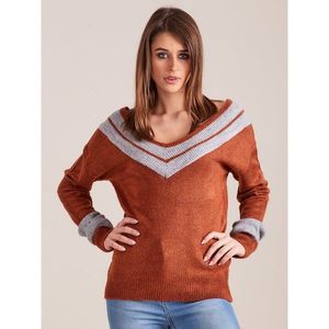 Brown V-neck sweater vyobraziť