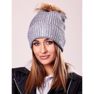 Gray cap with wool and a pompom vyobraziť