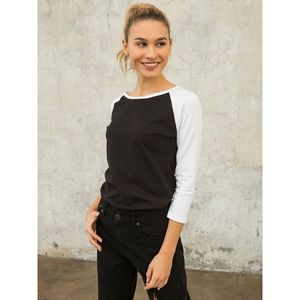 Black and white FOR FITNESS blouse with contrasting sleeves vyobraziť