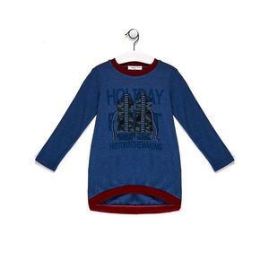 Blue camo print for girls sweater vyobraziť