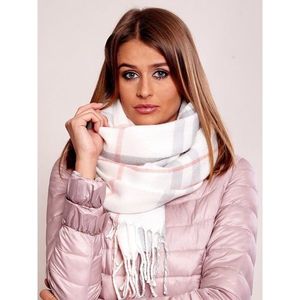 Light pink checked scarf with fringes vyobraziť