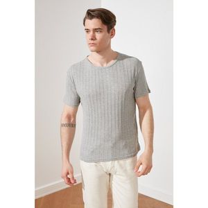 Trendyol Grey Men's Regular Fit Bike Collar Short Sleeve T-Shirt vyobraziť